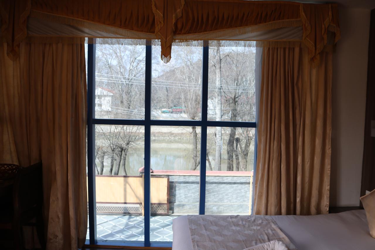 Mannat Resorts Srinagar  Bagian luar foto